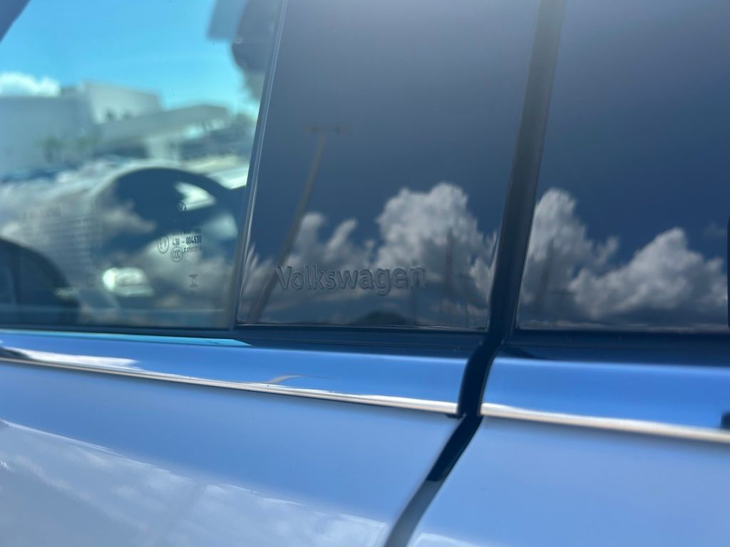 2026 Volkswagen Atlas Cross Sport 2.0T SEL Premium R-Line Tampa FL