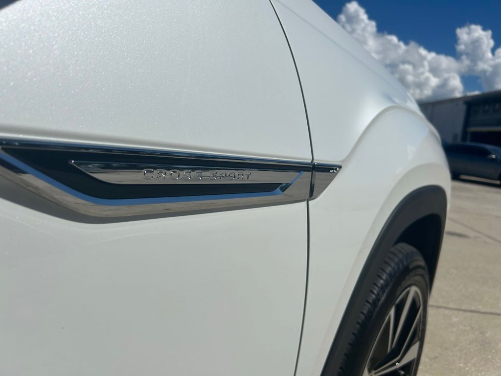 2026 Volkswagen Atlas Cross Sport 2.0T SEL Premium R-Line Tampa FL