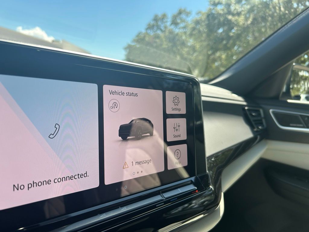 2026 Volkswagen Atlas Cross Sport 2.0T SEL Premium R-Line Tampa FL