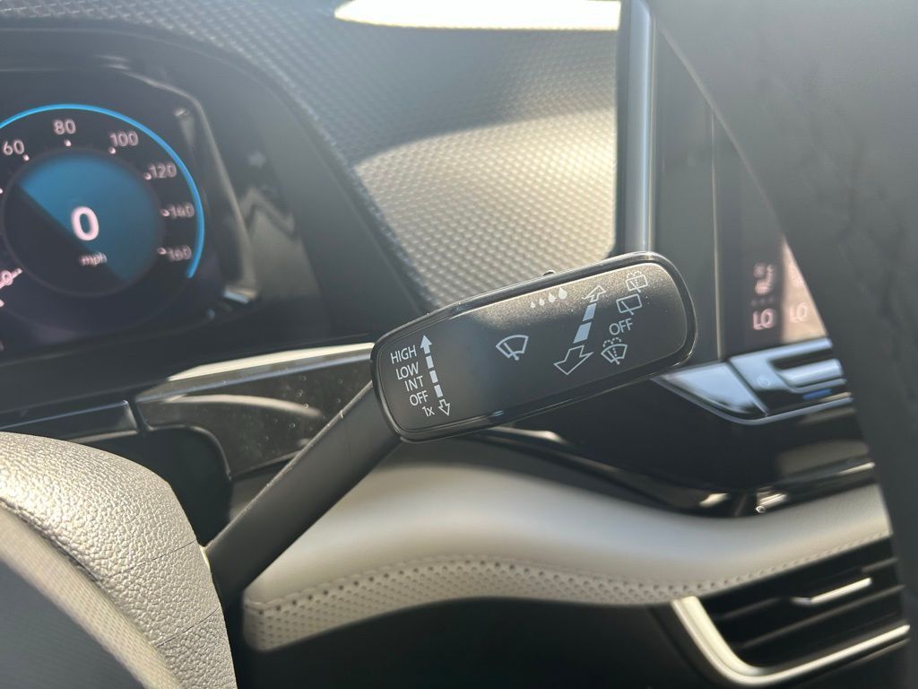 2026 Volkswagen Atlas Cross Sport 2.0T SEL Premium R-Line Tampa FL