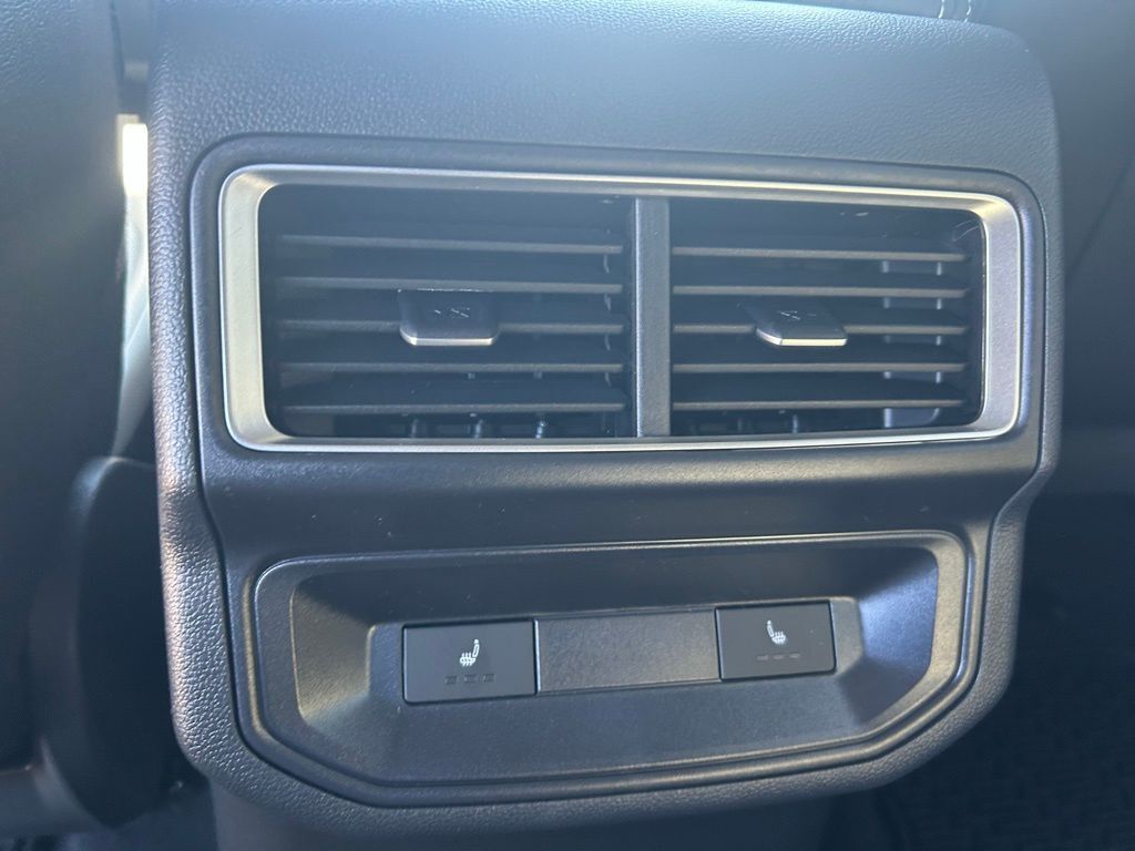 2026 Volkswagen Atlas Cross Sport 2.0T SEL Premium R-Line Tampa FL