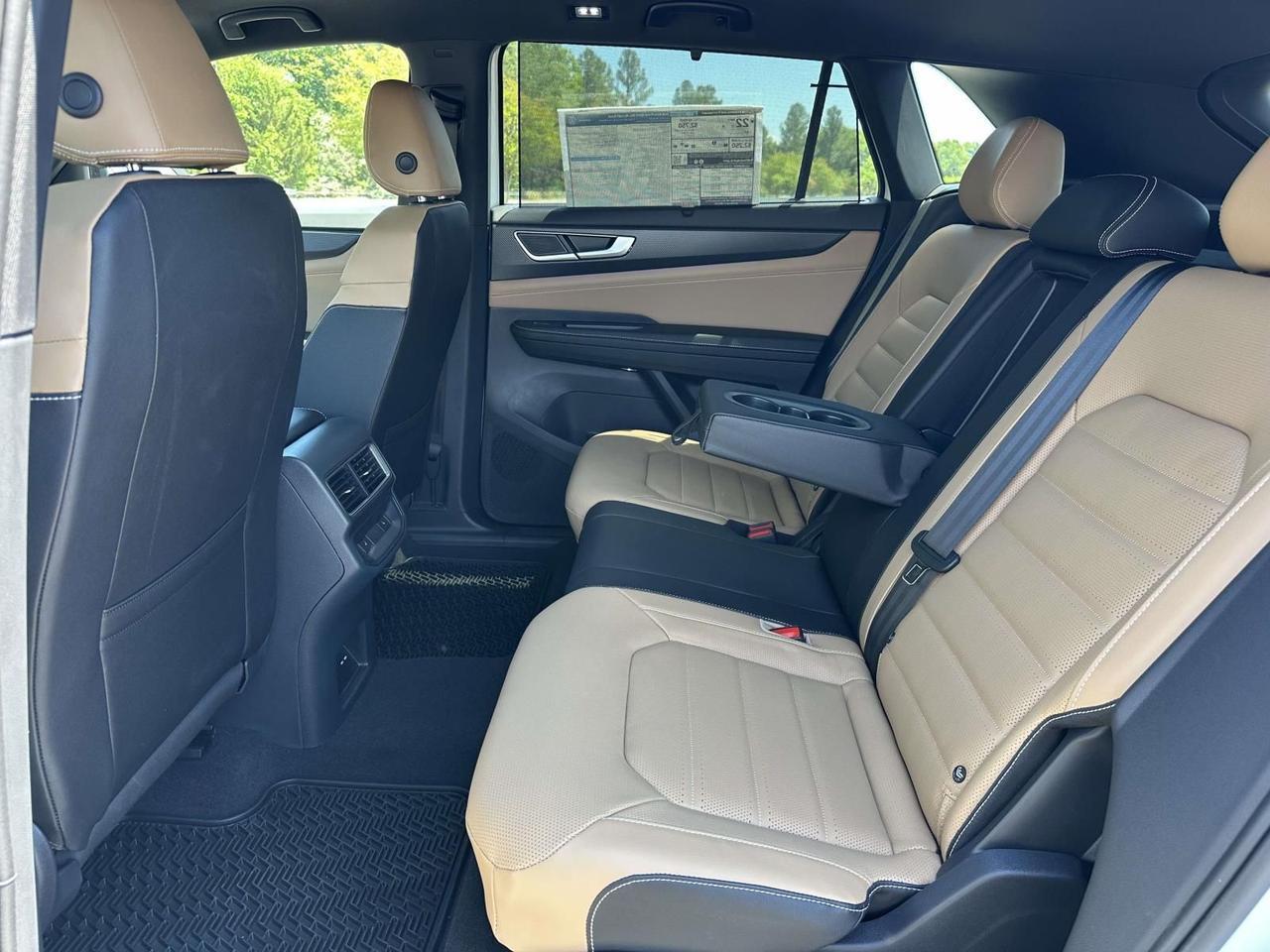 2026 Volkswagen Atlas Cross Sport 2.0T SEL R-Line Black Woodbridge VA