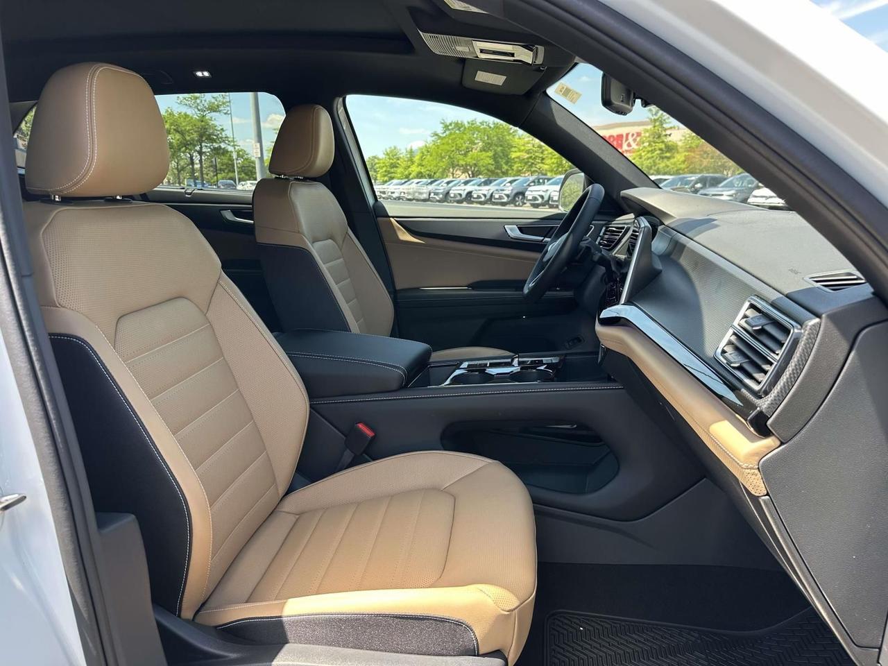 2026 Volkswagen Atlas Cross Sport 2.0T SEL R-Line Black Woodbridge VA
