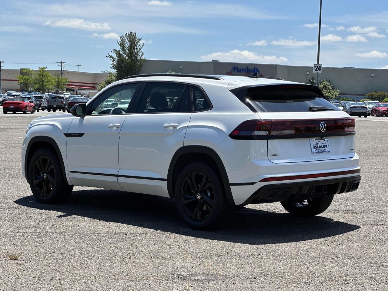 2026 Volkswagen Atlas Cross Sport 2.0T SEL R-Line Black Woodbridge VA