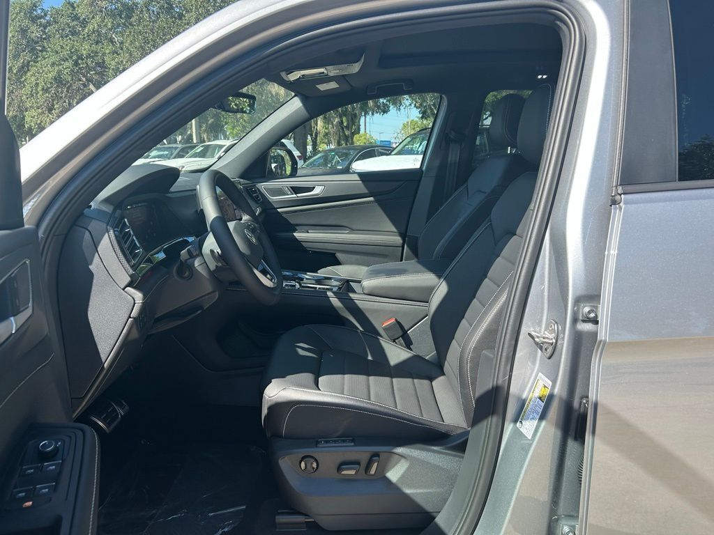 2026 Volkswagen Atlas Cross Sport 2.0T SEL R-Line Black Tampa FL