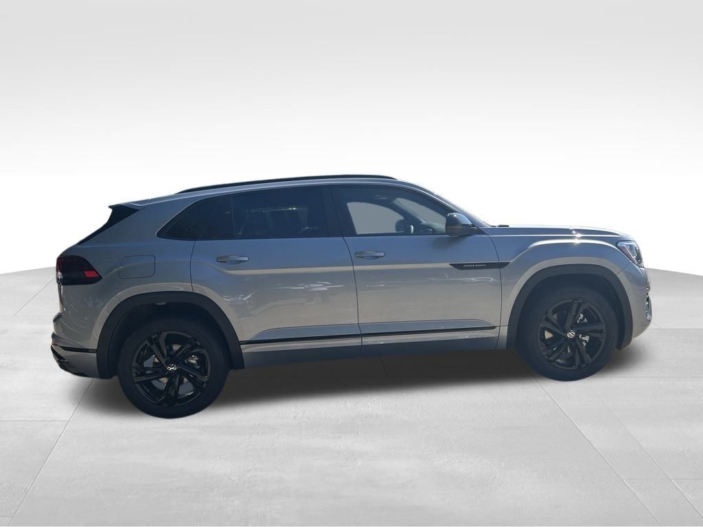 2026 Volkswagen Atlas Cross Sport 2.0T SEL R-Line Black Tampa FL