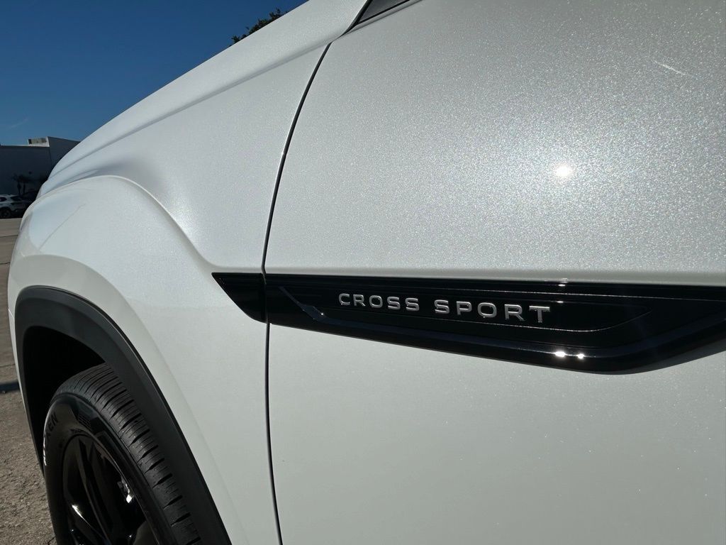 2026 Volkswagen Atlas Cross Sport 2.0T SEL R-Line Black Tampa FL