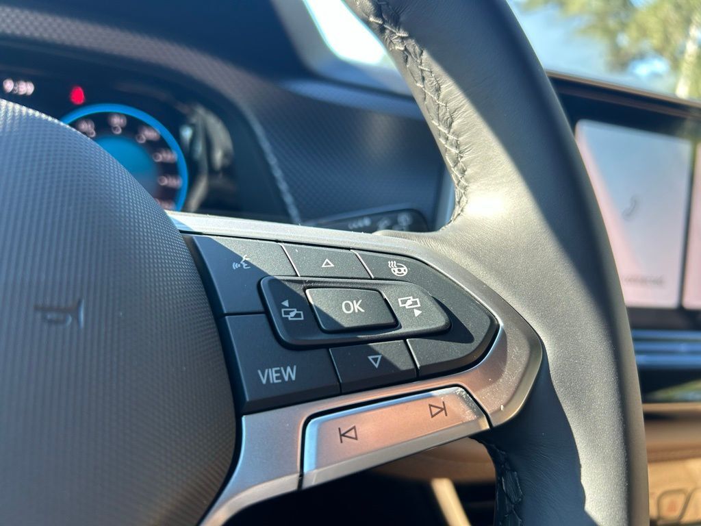 2026 Volkswagen Atlas Cross Sport 2.0T SEL R-Line Black Tampa FL