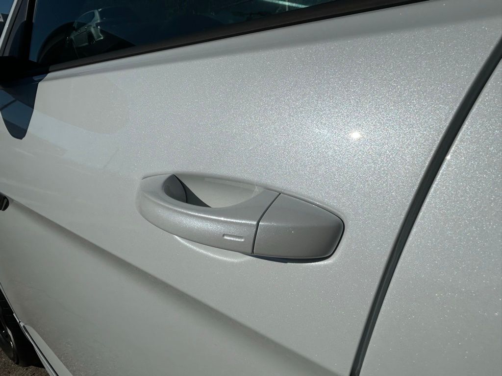 2026 Volkswagen Atlas Cross Sport 2.0T SEL R-Line Black Tampa FL