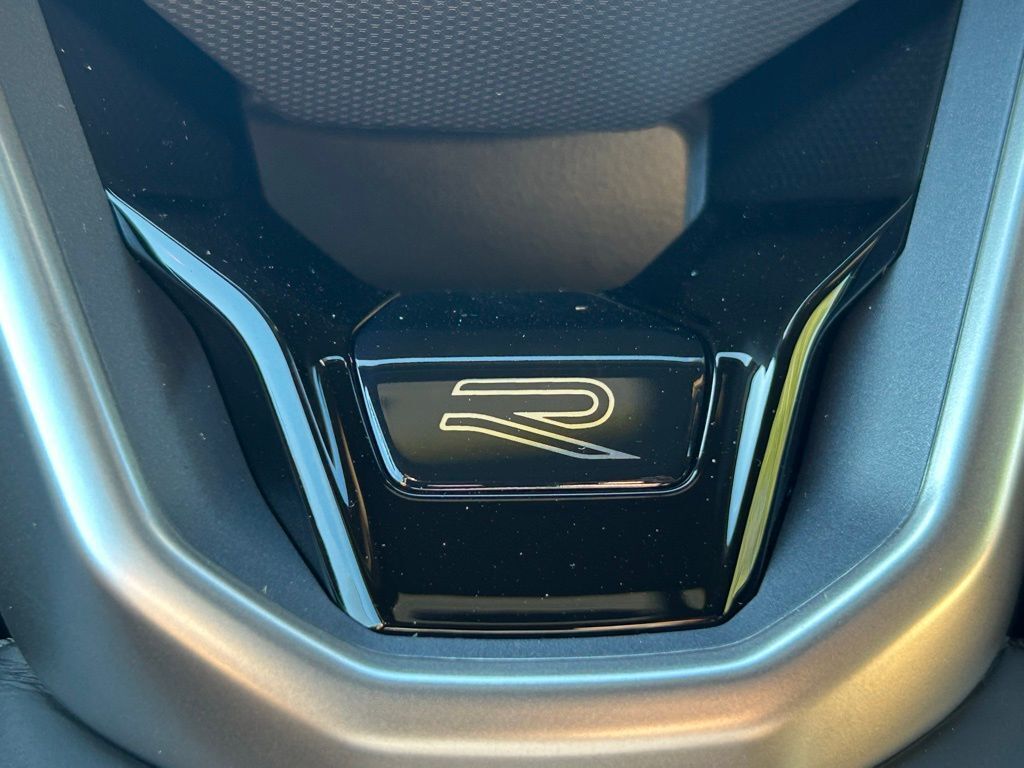 2026 Volkswagen Atlas Cross Sport 2.0T SEL R-Line Black Tampa FL