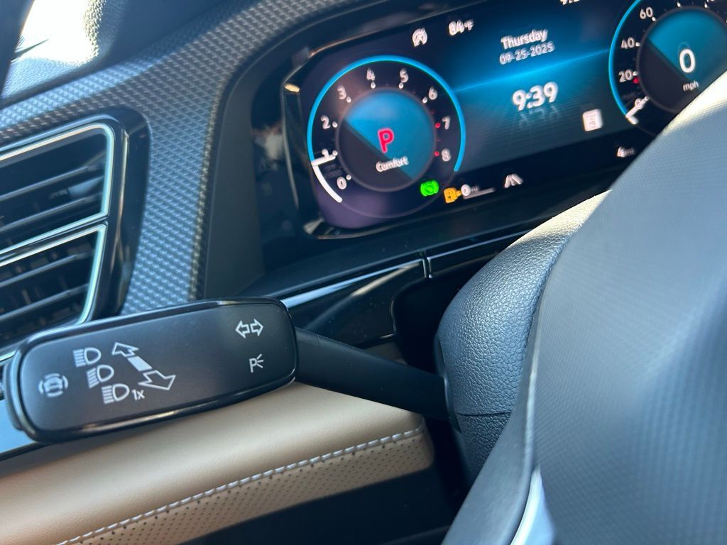 2026 Volkswagen Atlas Cross Sport 2.0T SEL R-Line Black Tampa FL