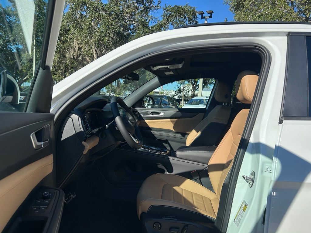 2026 Volkswagen Atlas Cross Sport 2.0T SEL R-Line Black Tampa FL