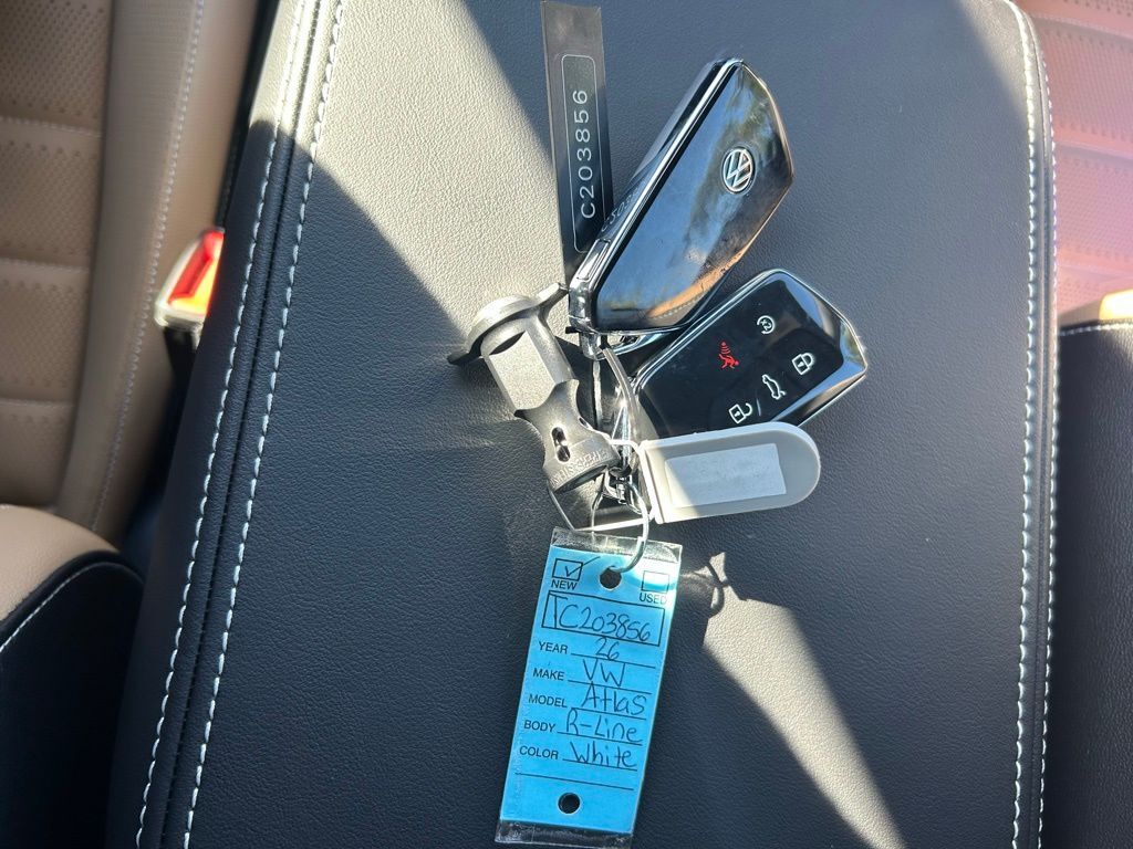 2026 Volkswagen Atlas Cross Sport 2.0T SEL R-Line Black Tampa FL