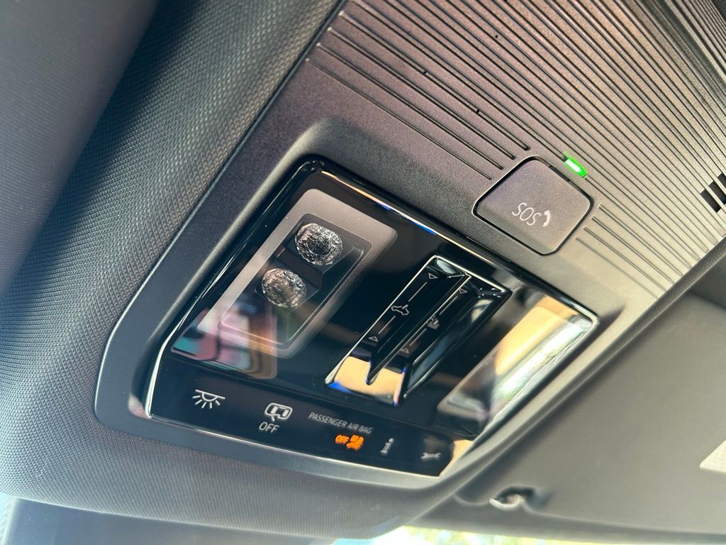 2026 Volkswagen Atlas Cross Sport 2.0T SEL R-Line Black Tampa FL