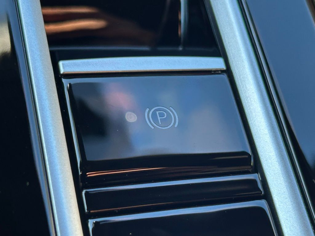 2026 Volkswagen Atlas Cross Sport 2.0T SEL R-Line Black Tampa FL