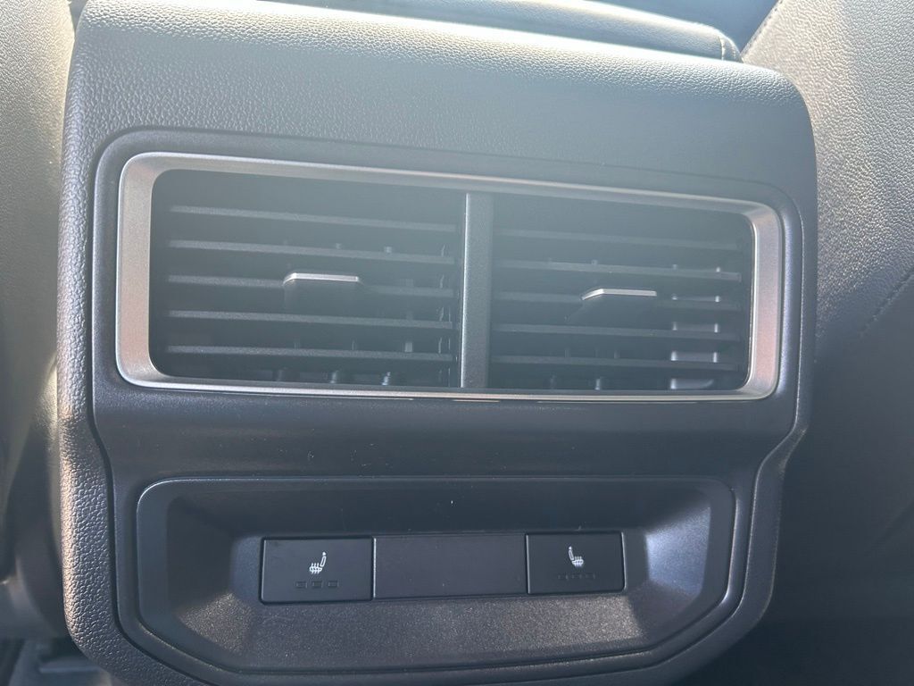 2026 Volkswagen Atlas Cross Sport 2.0T SEL R-Line Black Tampa FL