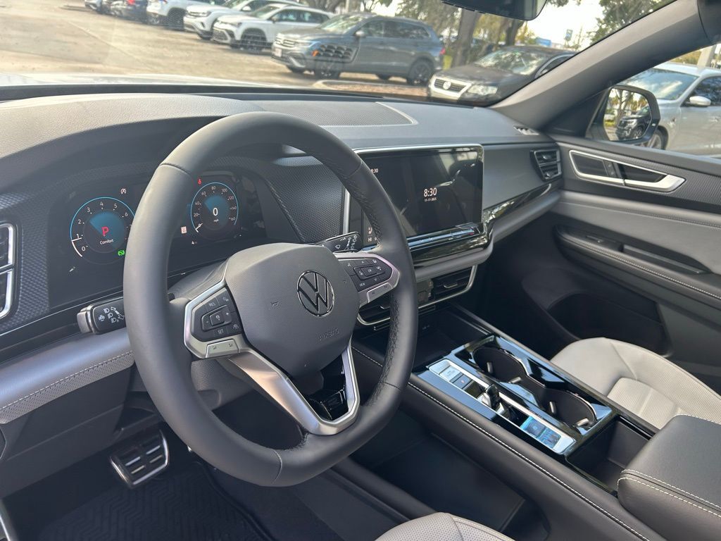 2026 Volkswagen Atlas Cross Sport 2.0T SEL R-Line Black Tampa FL