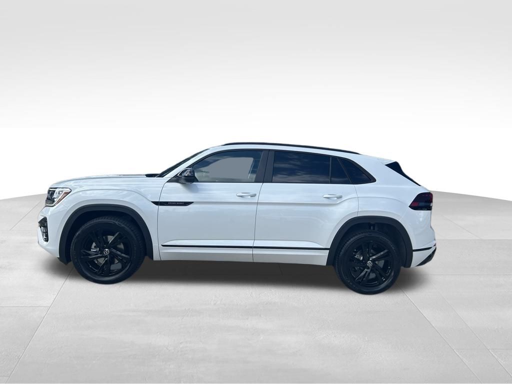 2026 Volkswagen Atlas Cross Sport 2.0T SEL R-Line Black Tampa FL