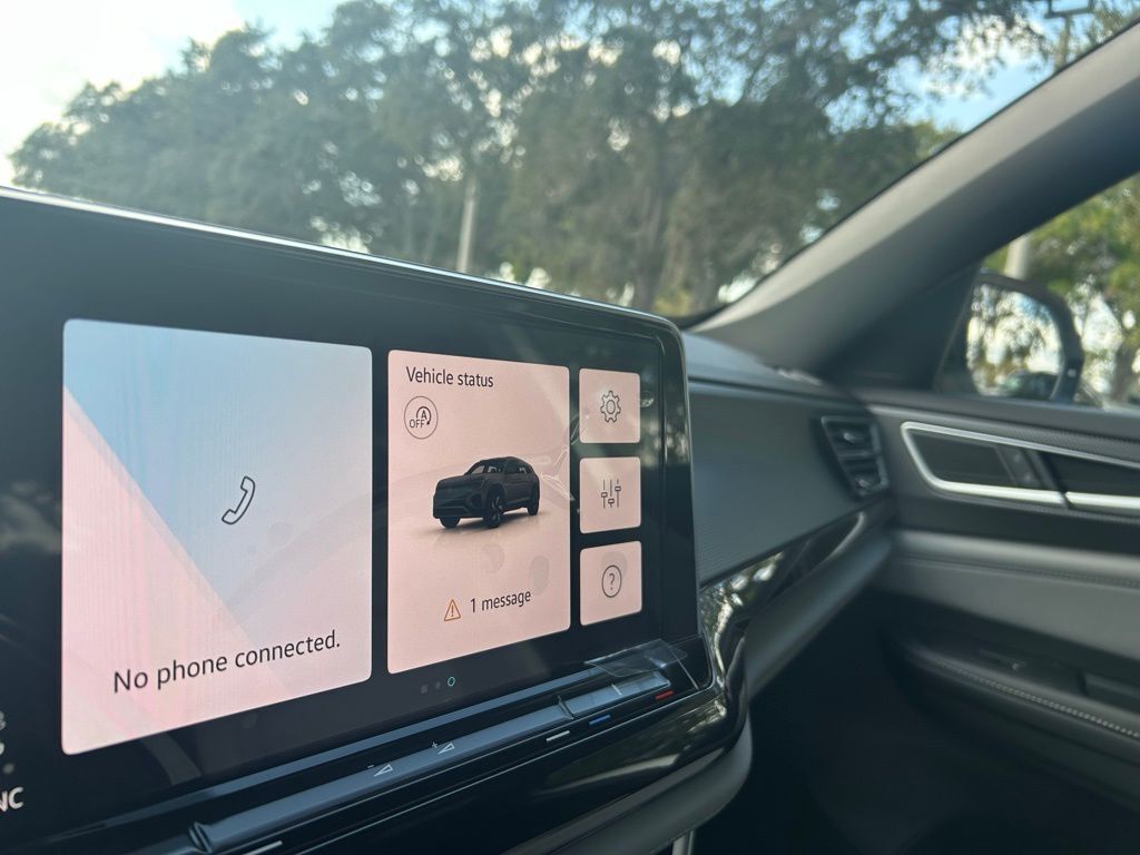 2026 Volkswagen Atlas Cross Sport 2.0T SEL R-Line Black Tampa FL