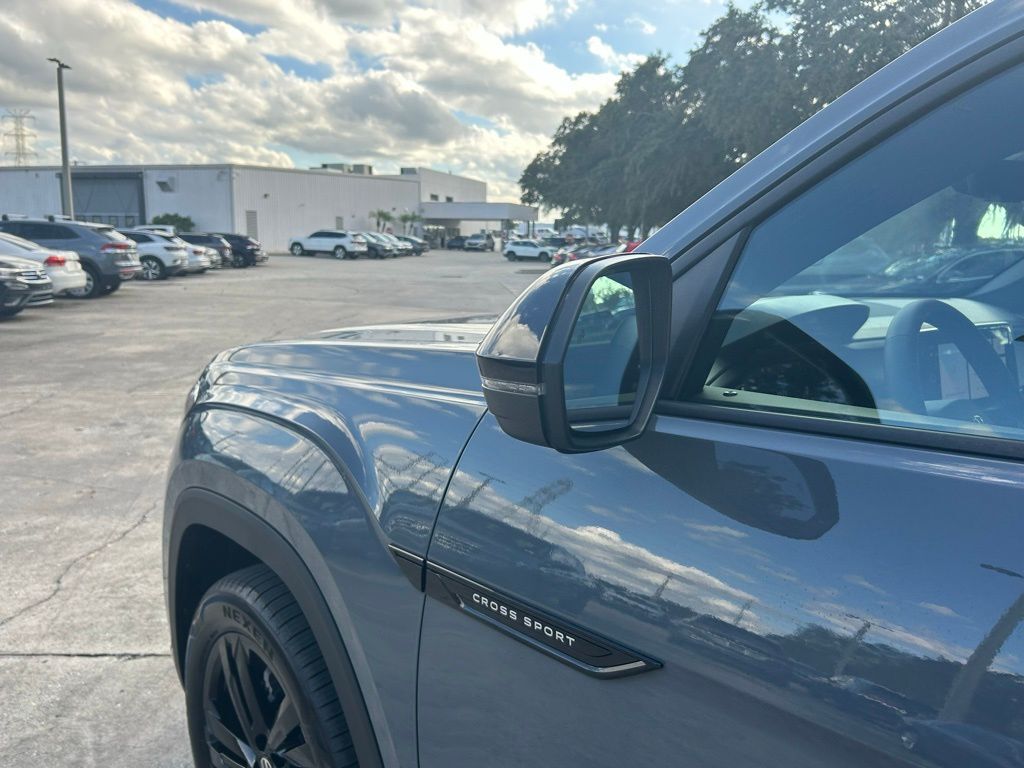 2026 Volkswagen Atlas Cross Sport 2.0T SEL R-Line Black Tampa FL