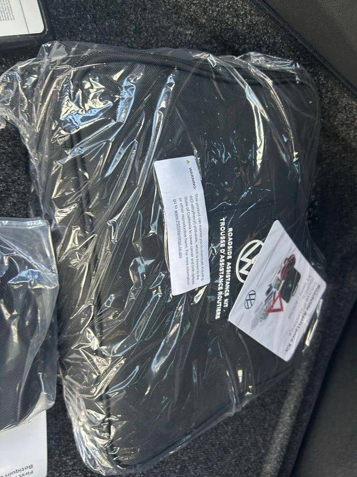 2026 Volkswagen Atlas Cross Sport 2.0T SEL R-Line Black Tampa FL