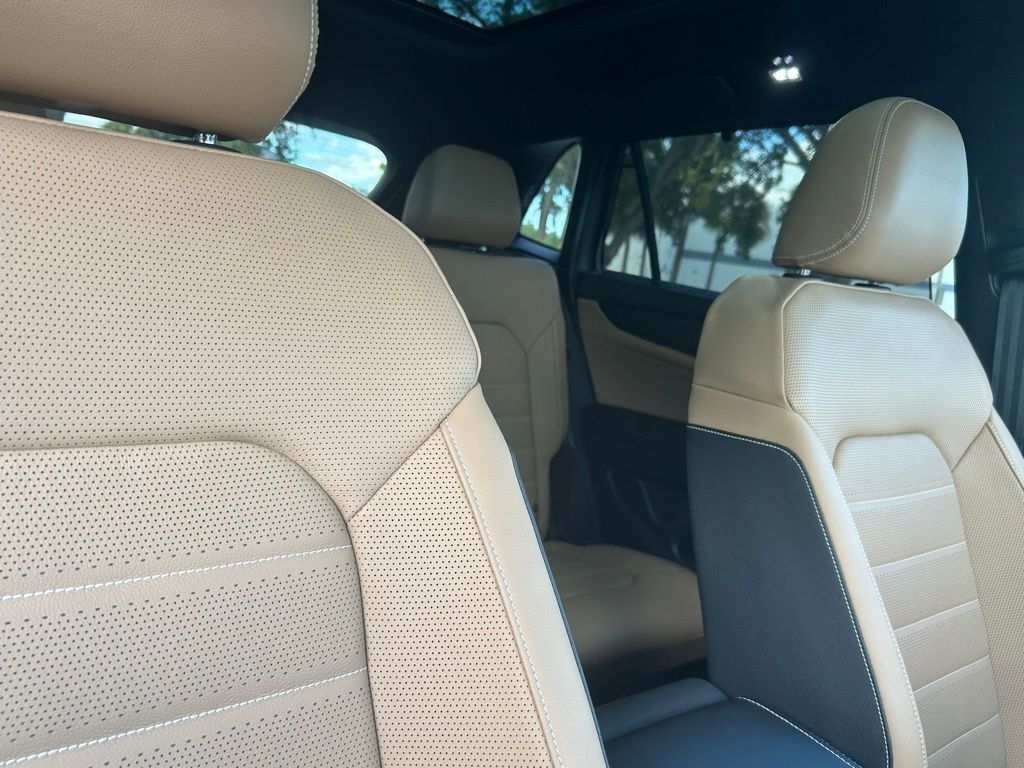 2026 Volkswagen Atlas Cross Sport 2.0T SEL R-Line Black Tampa FL