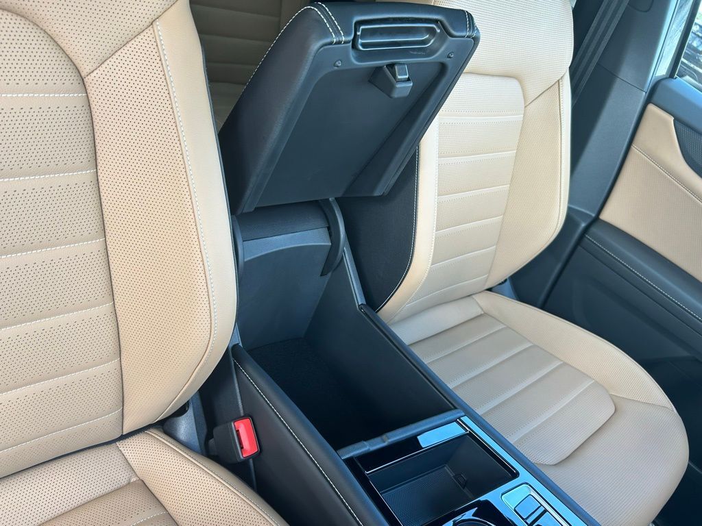 2026 Volkswagen Atlas Cross Sport 2.0T SEL R-Line Black Tampa FL