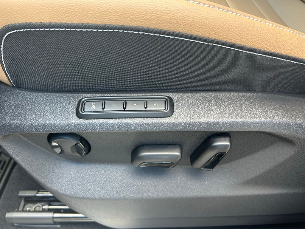 2026 Volkswagen Atlas Cross Sport 2.0T SEL R-Line Black Tampa FL