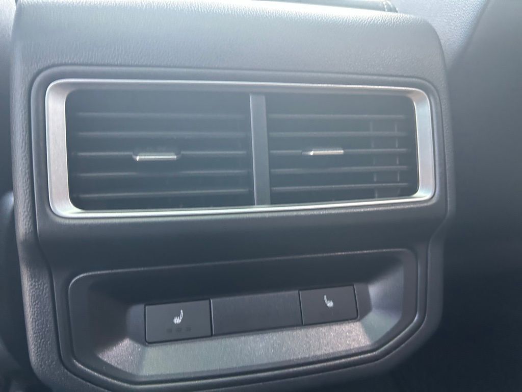 2026 Volkswagen Atlas Cross Sport 2.0T SEL R-Line Black Tampa FL