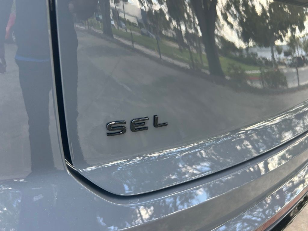 2026 Volkswagen Atlas Cross Sport 2.0T SEL R-Line Black Tampa FL