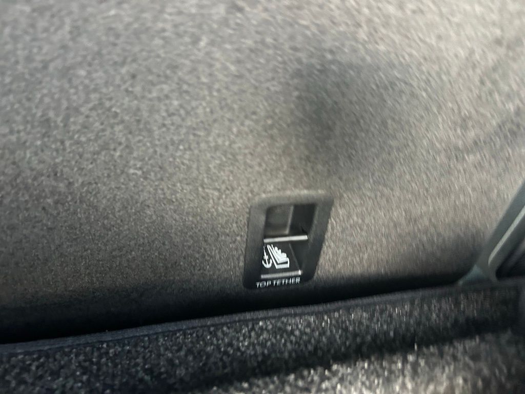 2026 Volkswagen Atlas Cross Sport 2.0T SEL R-Line Black Tampa FL