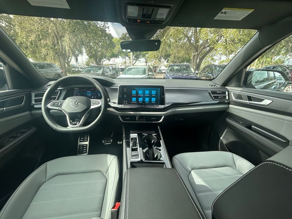 2026 Volkswagen Atlas Cross Sport 2.0T SEL R-Line Black Tampa FL