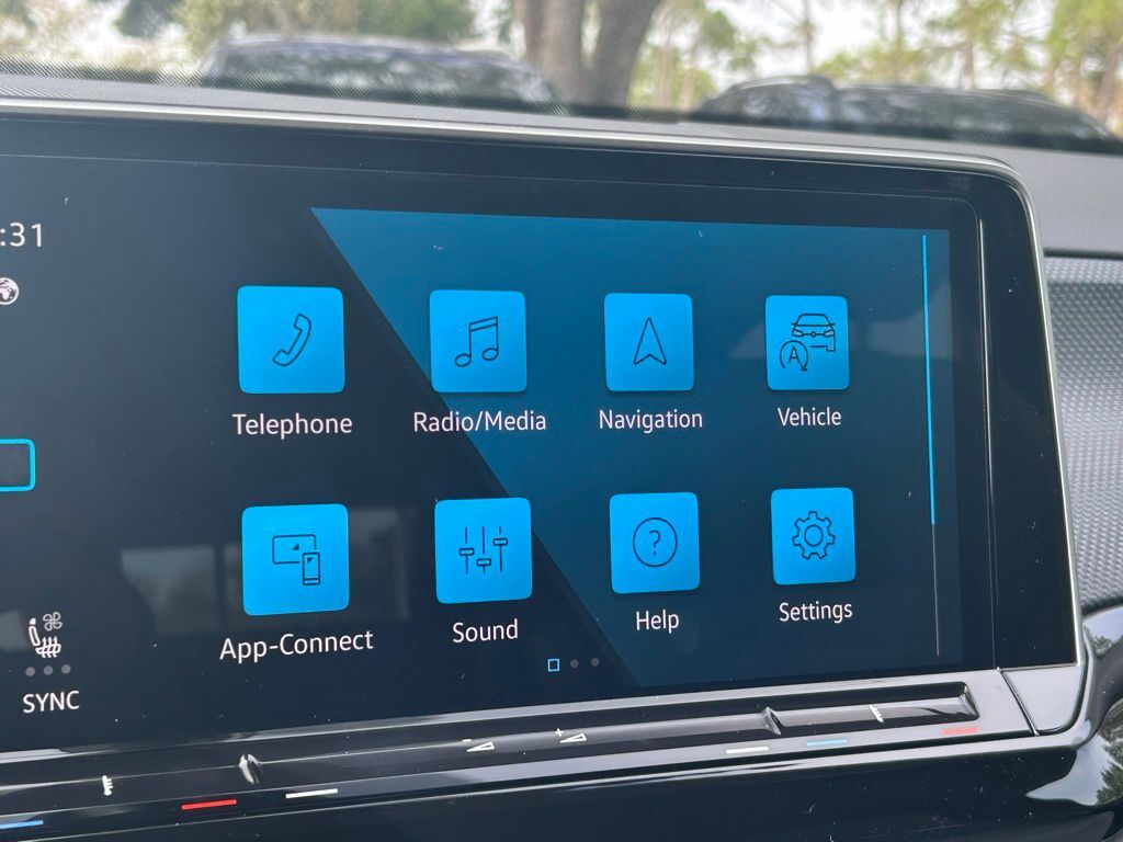 2026 Volkswagen Atlas Cross Sport 2.0T SEL R-Line Black Tampa FL