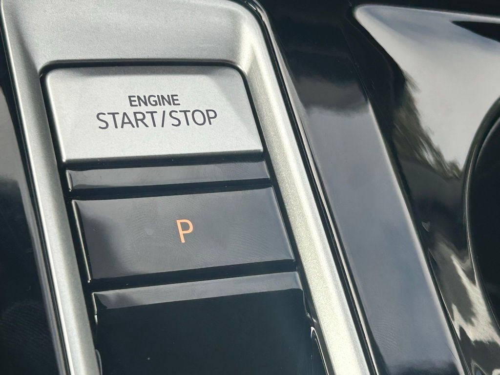 2026 Volkswagen Atlas Cross Sport 2.0T SEL R-Line Black Tampa FL