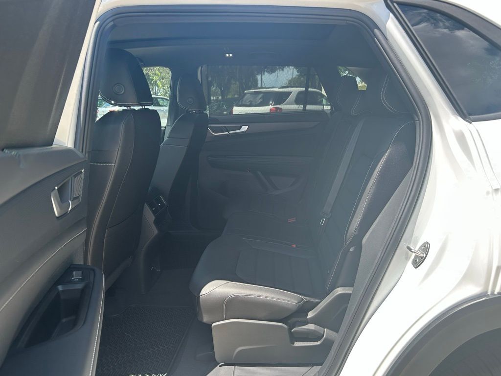 2026 Volkswagen Atlas Cross Sport 2.0T SEL R-Line Black Tampa FL