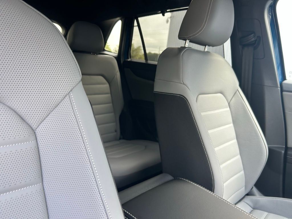 2026 Volkswagen Atlas Cross Sport 2.0T SEL R-Line Black Tampa FL