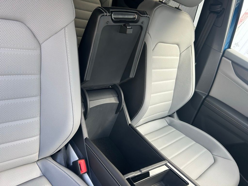 2026 Volkswagen Atlas Cross Sport 2.0T SEL R-Line Black Tampa FL