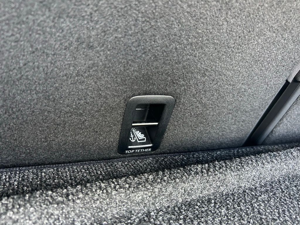 2026 Volkswagen Atlas Cross Sport 2.0T SEL R-Line Black Tampa FL