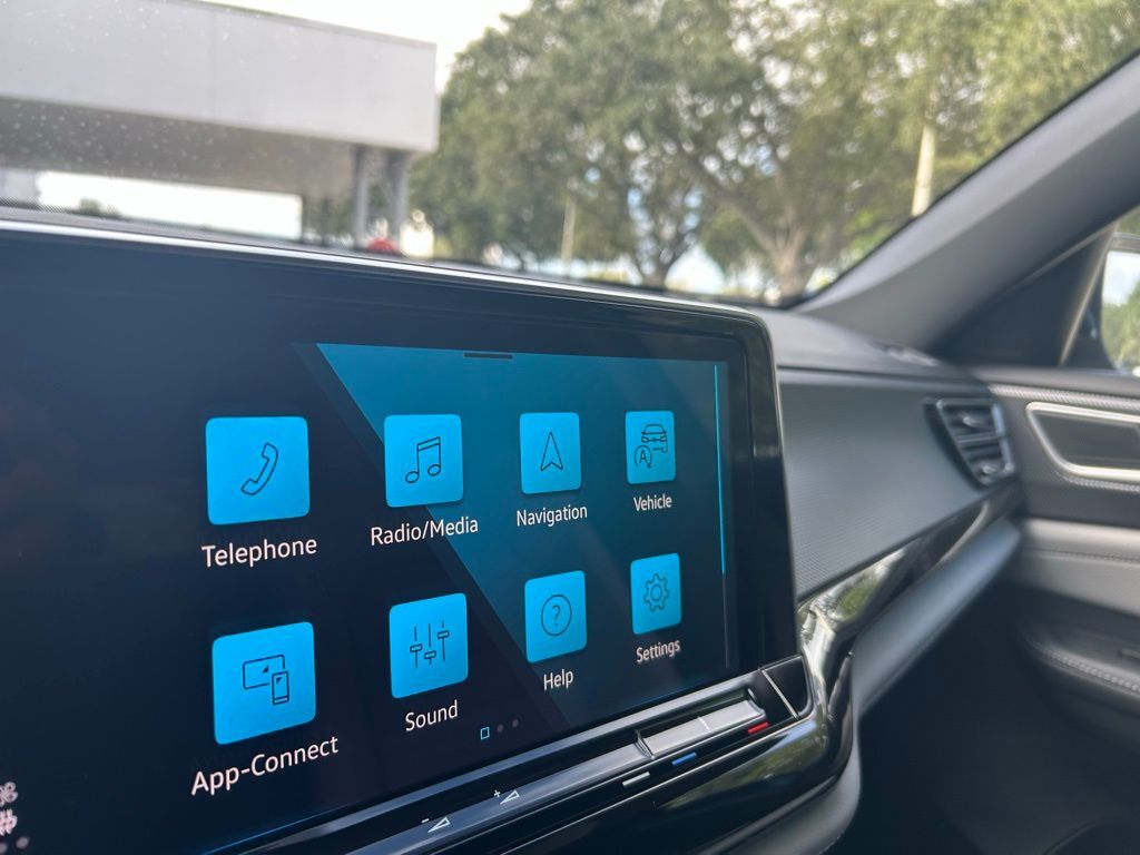 2026 Volkswagen Atlas Cross Sport 2.0T SEL R-Line Black Tampa FL