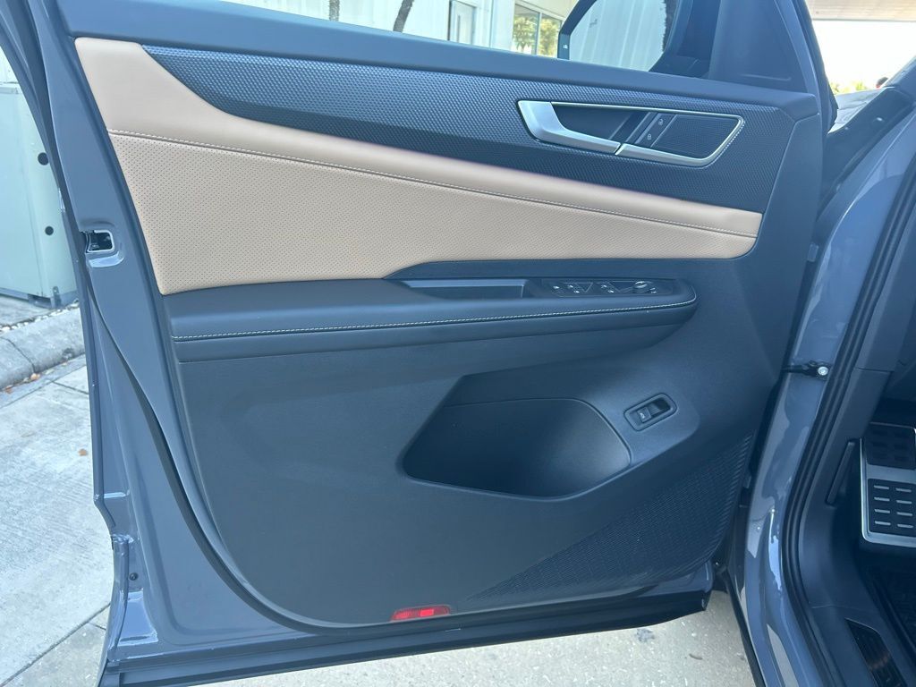 2026 Volkswagen Atlas Cross Sport 2.0T SEL R-Line Black Tampa FL