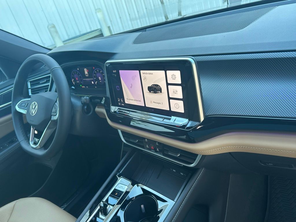 2026 Volkswagen Atlas Cross Sport 2.0T SEL R-Line Black Tampa FL