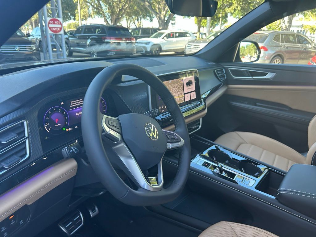 2026 Volkswagen Atlas Cross Sport 2.0T SEL R-Line Black Tampa FL