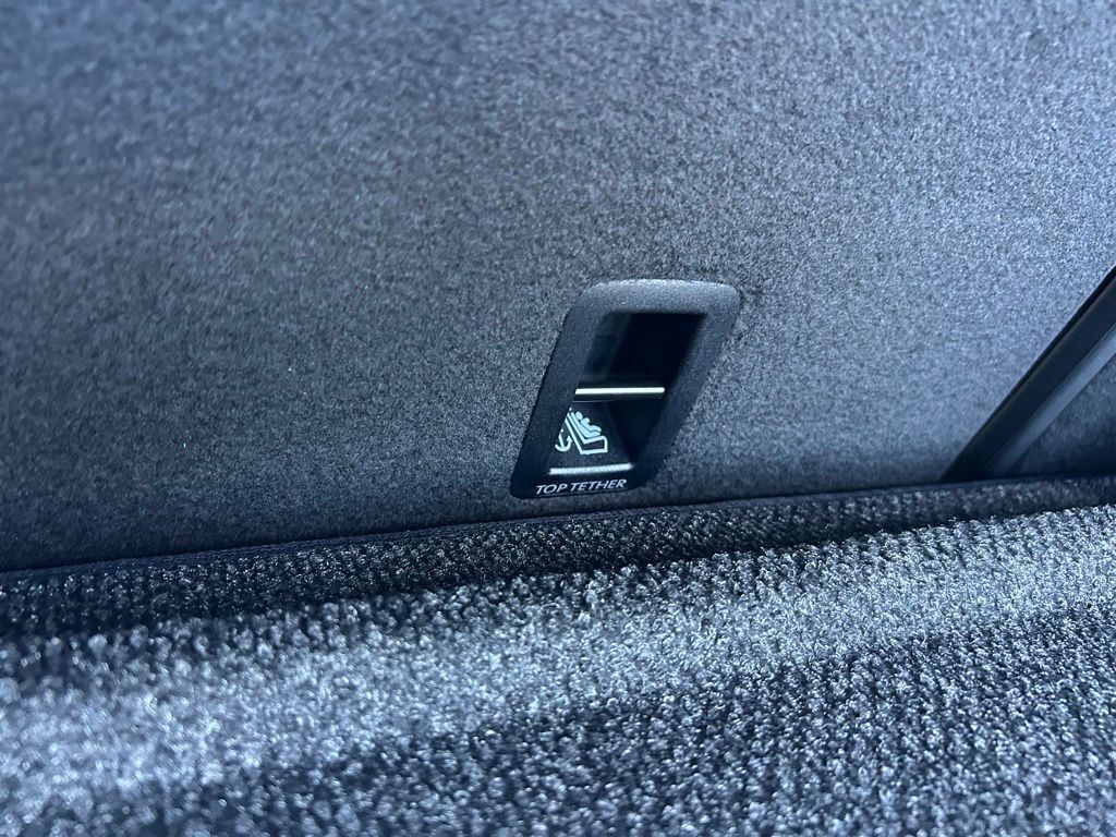 2026 Volkswagen Atlas Cross Sport 2.0T SEL R-Line Black Tampa FL