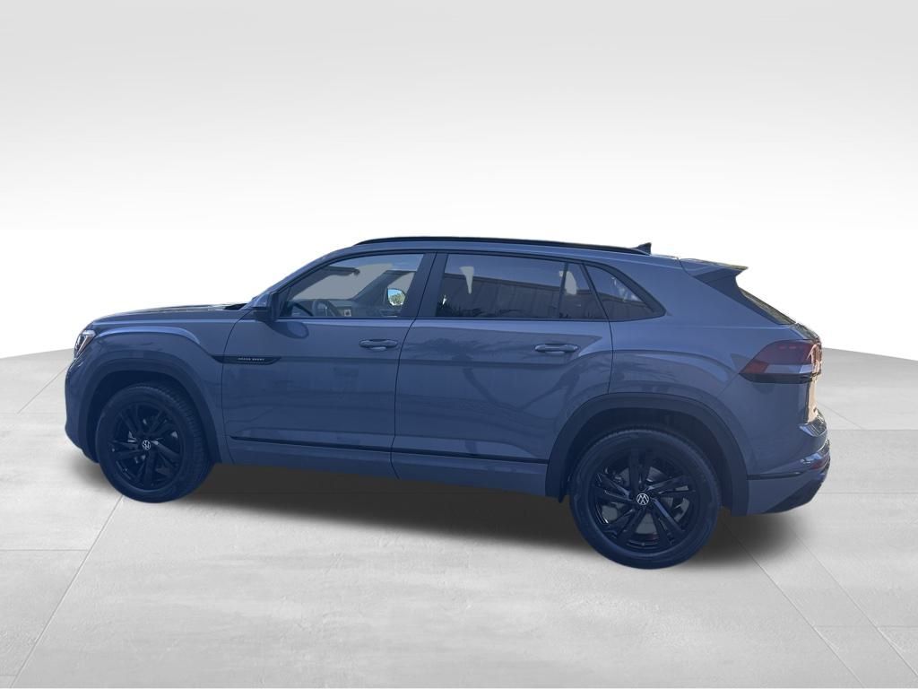 2026 Volkswagen Atlas Cross Sport 2.0T SEL R-Line Black Tampa FL