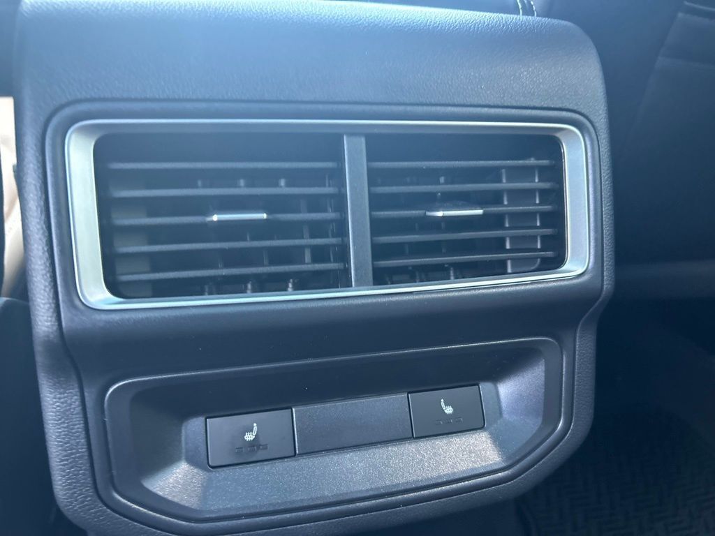 2026 Volkswagen Atlas Cross Sport 2.0T SEL R-Line Black Tampa FL