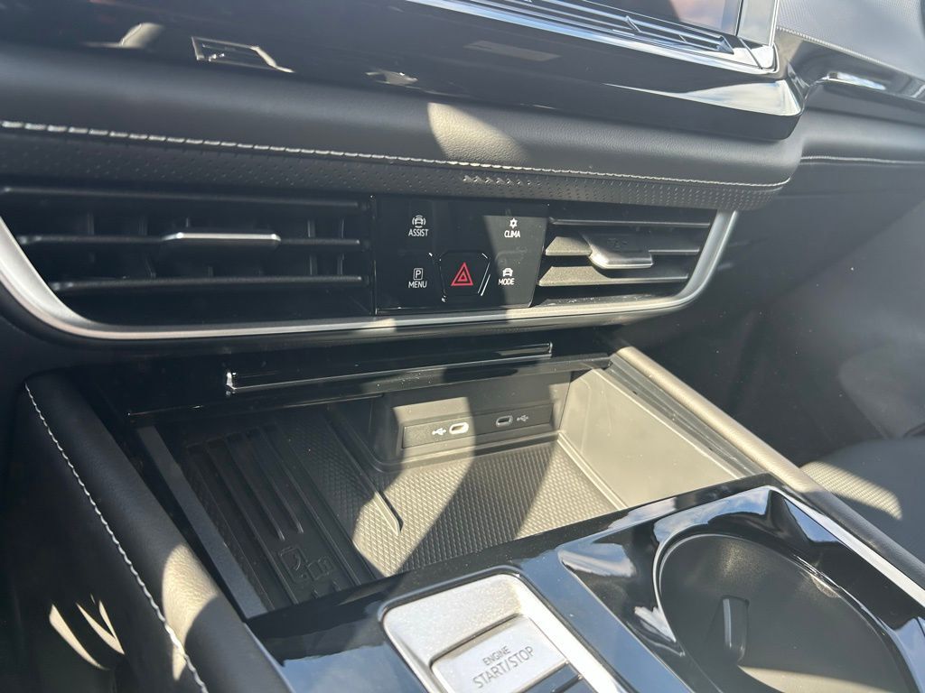 2026 Volkswagen Atlas Cross Sport 2.0T SEL R-Line Black Tampa FL