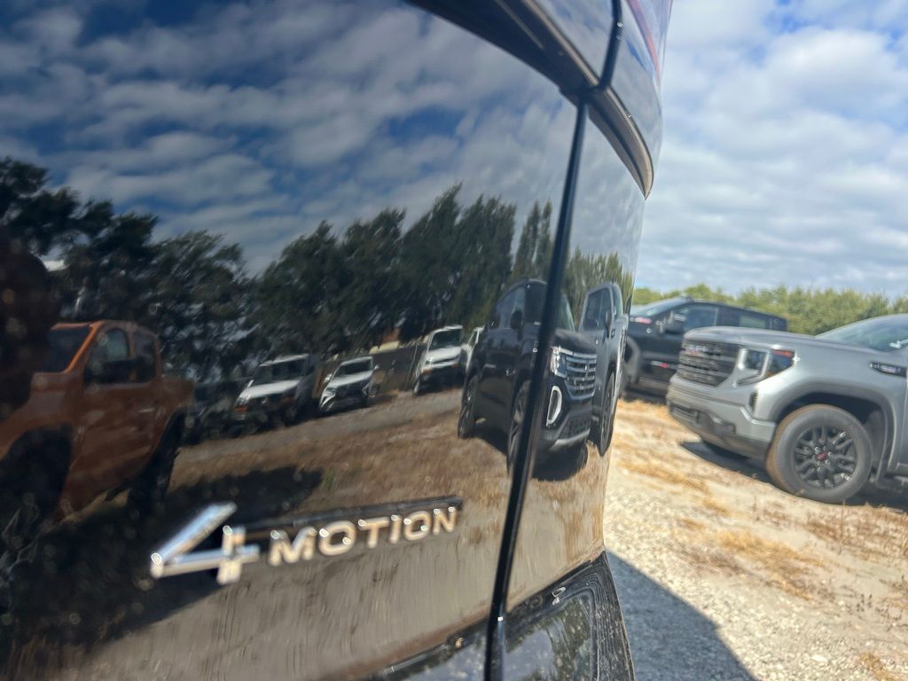 2026 Volkswagen Atlas Cross Sport 2.0T SEL R-Line Black Tampa FL