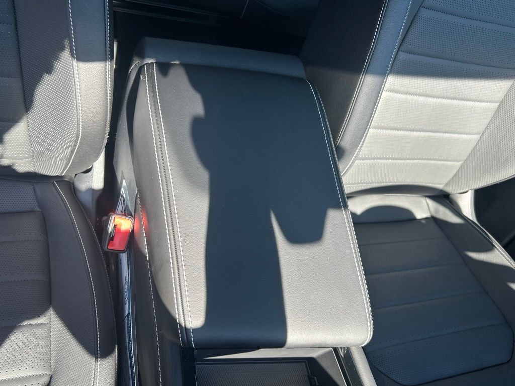 2026 Volkswagen Atlas Cross Sport 2.0T SEL R-Line Black Tampa FL