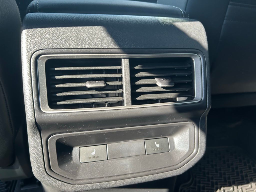 2026 Volkswagen Atlas Cross Sport 2.0T SEL R-Line Black Tampa FL