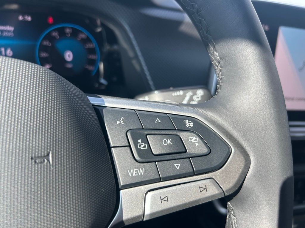 2026 Volkswagen Atlas Cross Sport 2.0T SEL R-Line Black Tampa FL